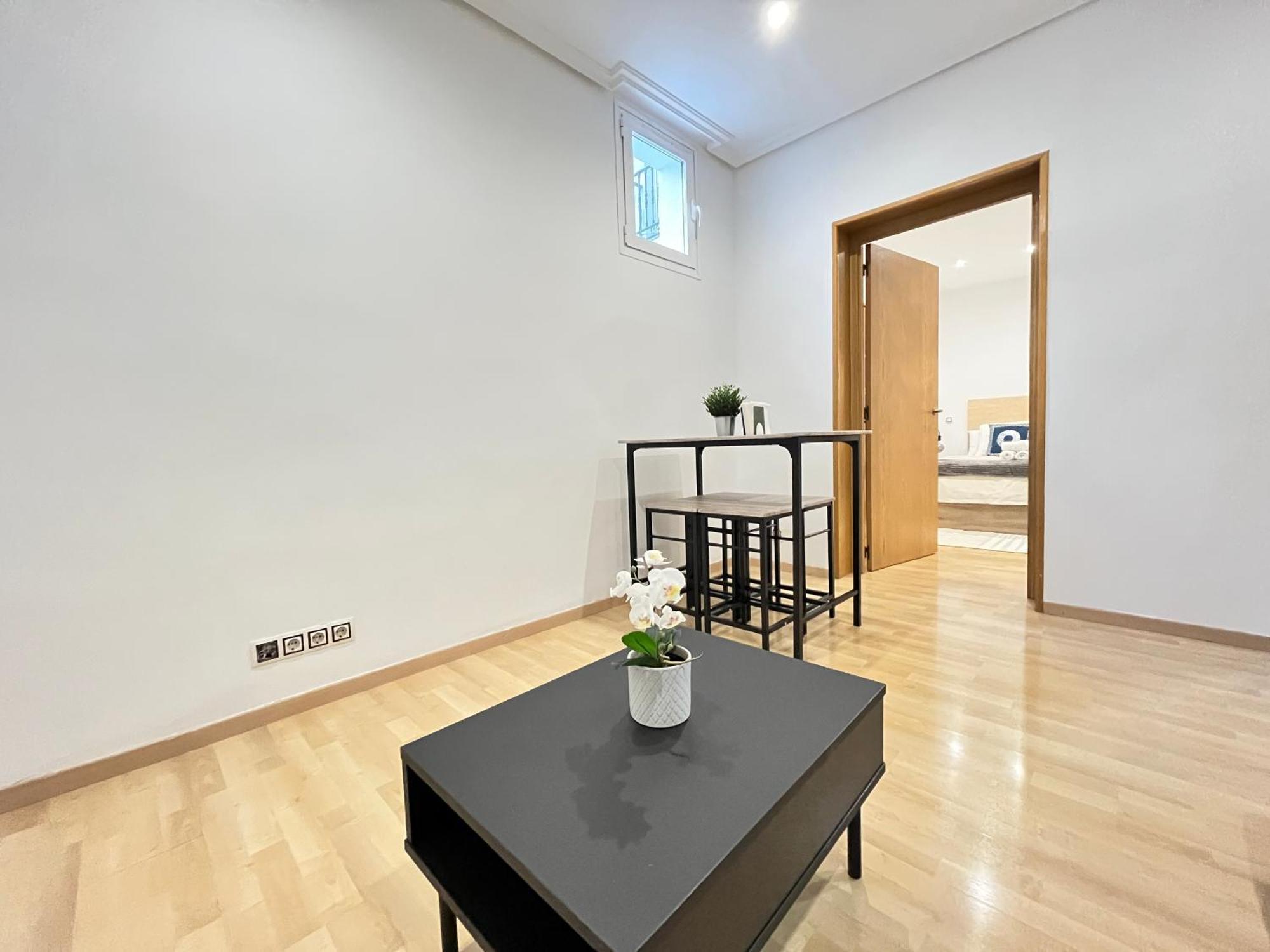 Centro Embajadores Ave مدريد المظهر الخارجي الصورة